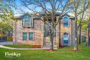 featured image of 1313 Deer Trl