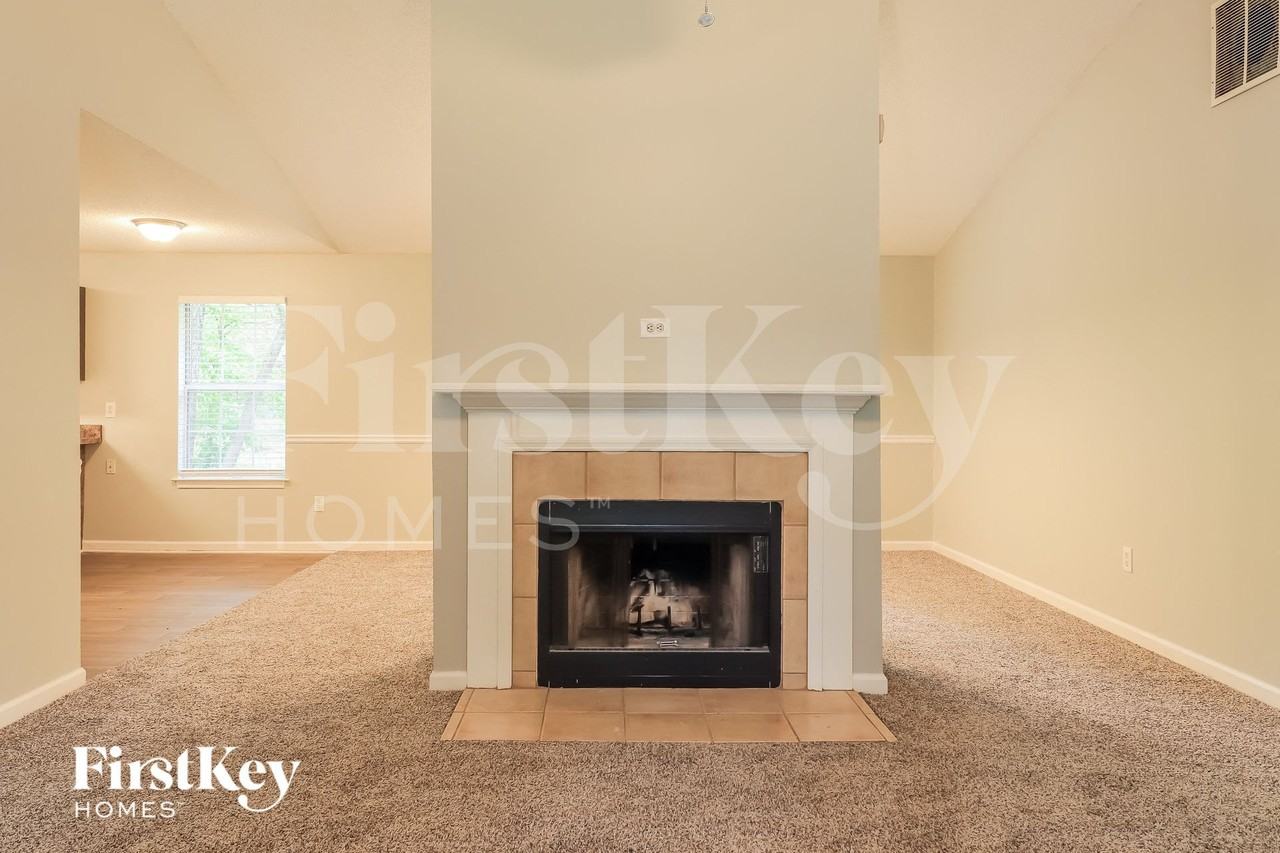 1456 Chaseway Cir - Photo 6 of 15