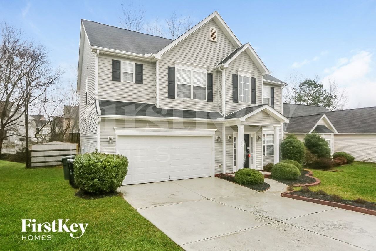 2853 Island Point Dr Nw - Photo 2 of 15