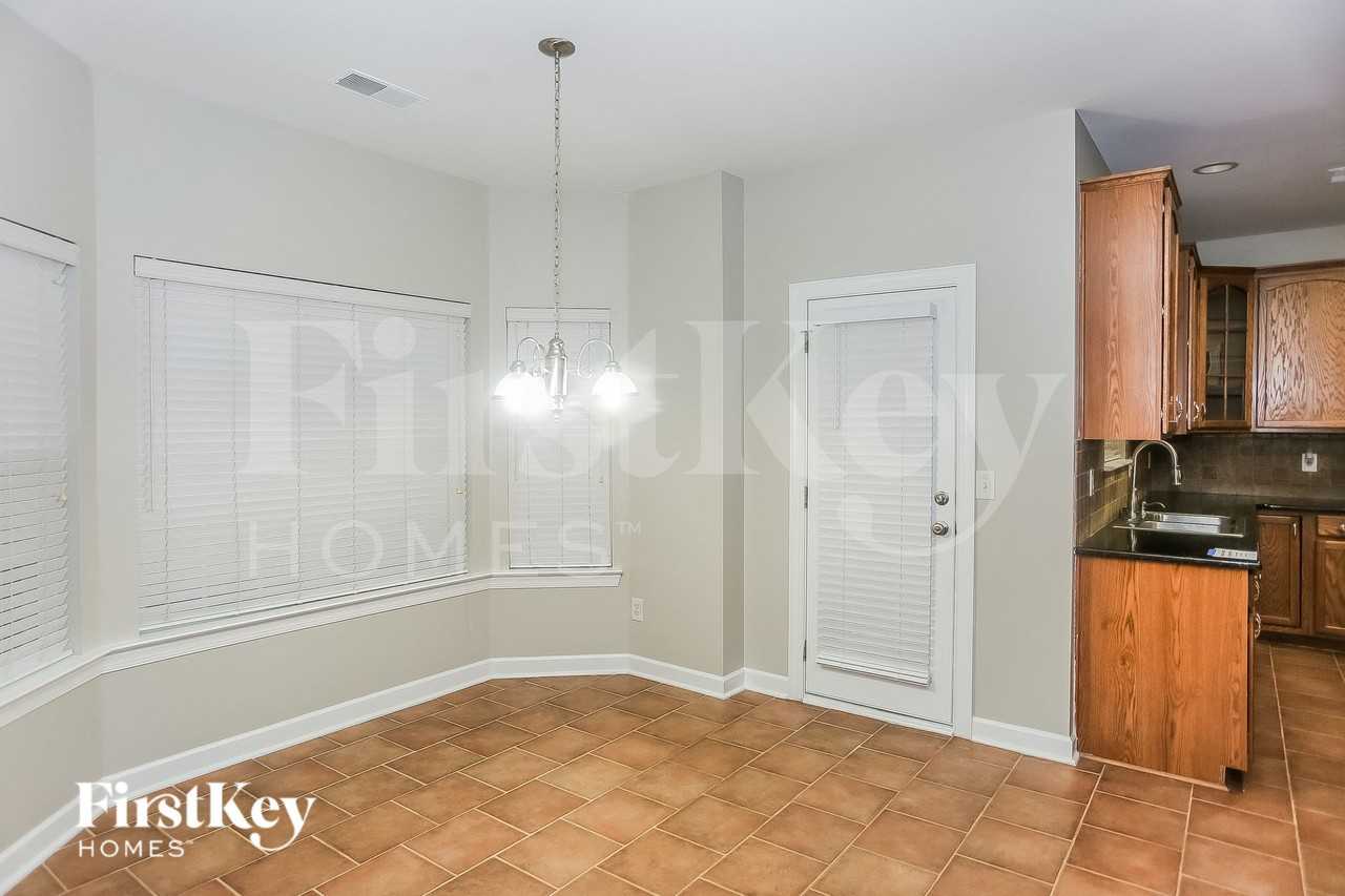 2853 Island Point Dr Nw - Photo 7 of 15