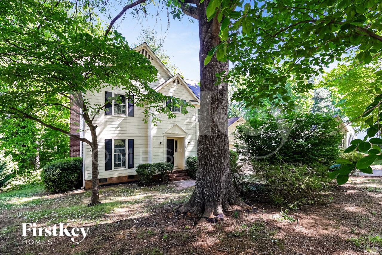 9924 Avon Farm Ln - Photo 2 of 19
