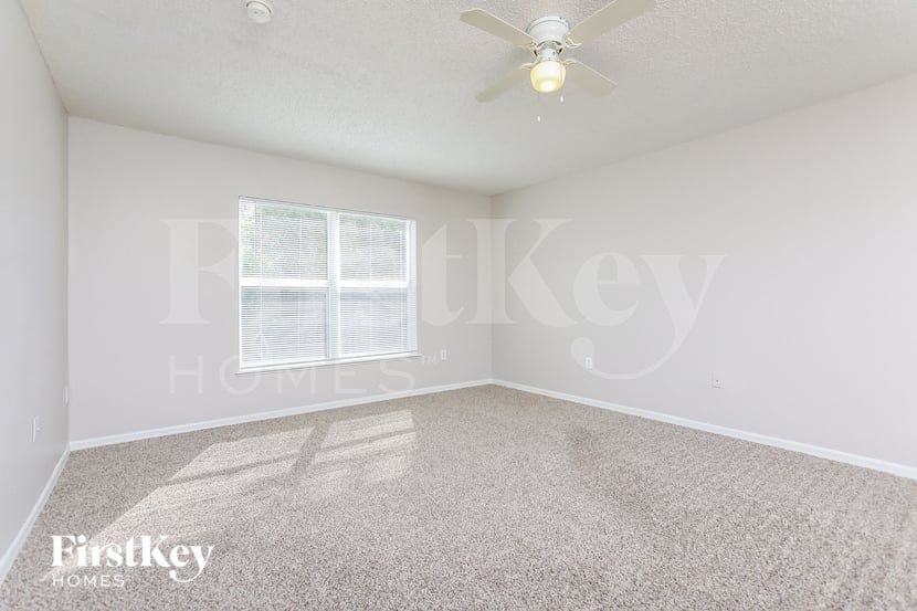 684 Jaguar Ct - Photo 6 of 15