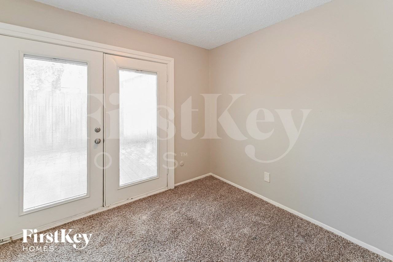 6316 Porterway Dr - Photo 6 of 15