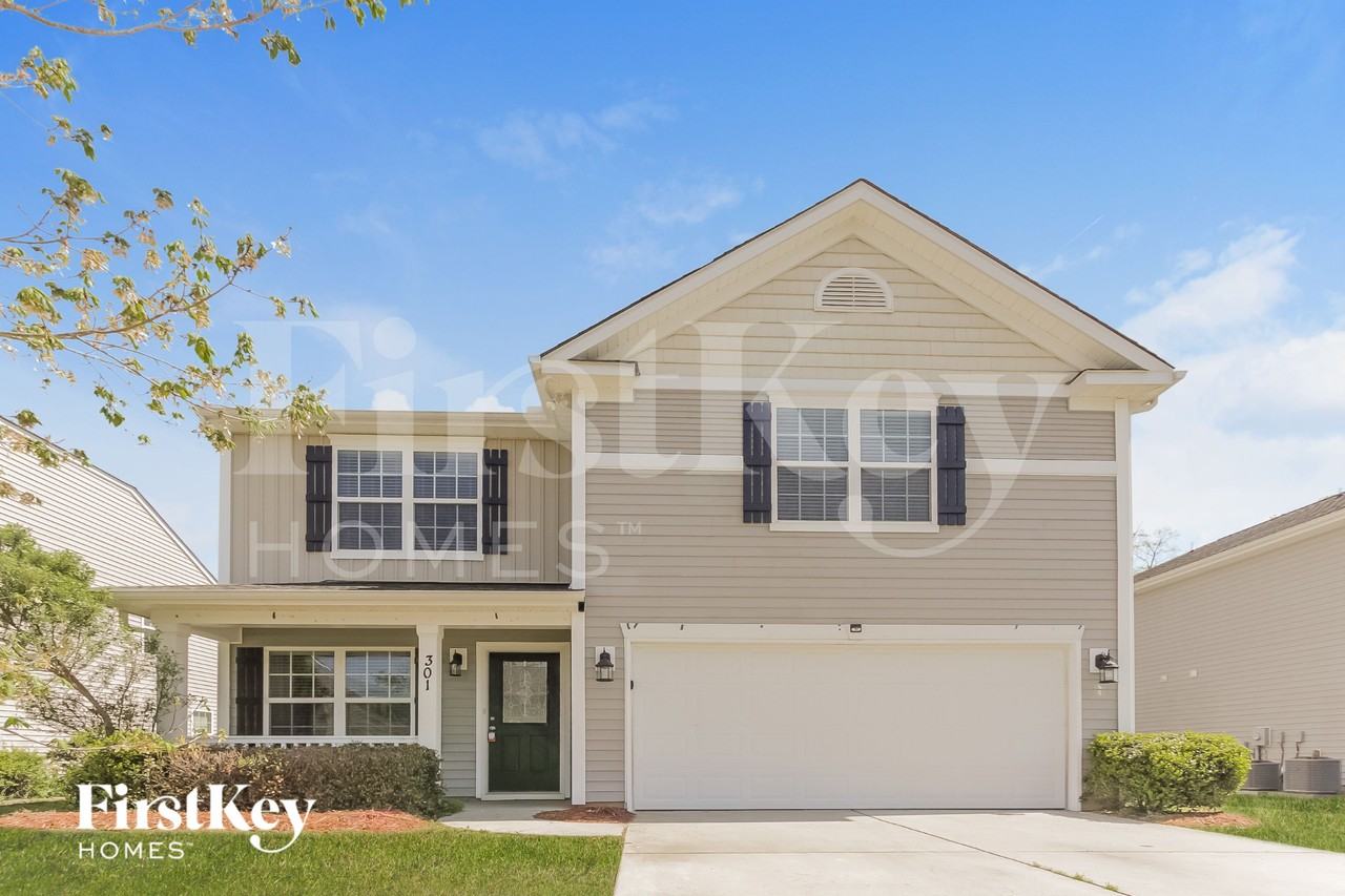 301 Lindpoint Ln - Photo 2 of 15