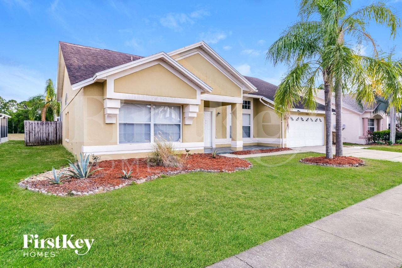 2841 Picadilly Cir - Photo 2 of 16