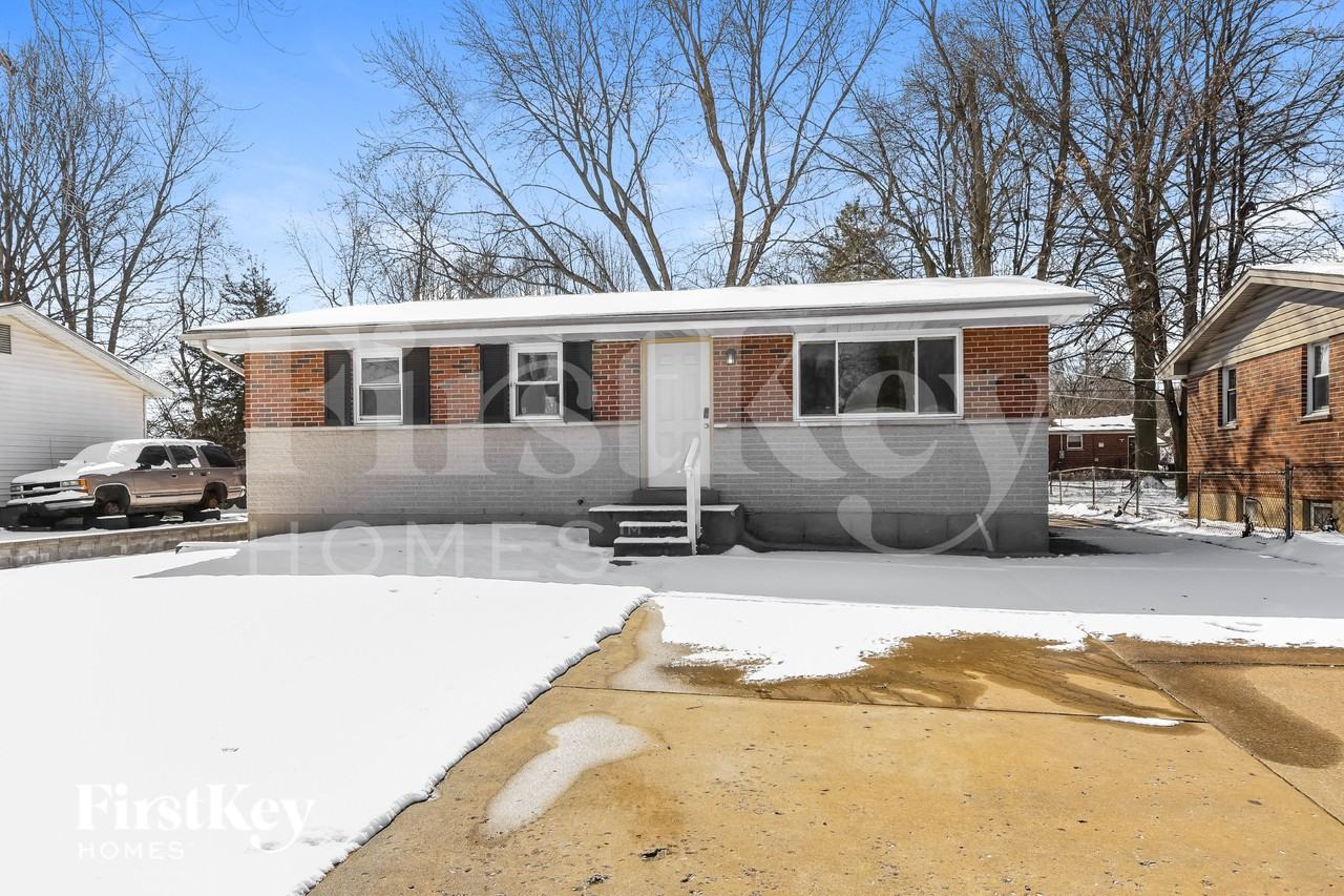 2485 Jenkee Dr