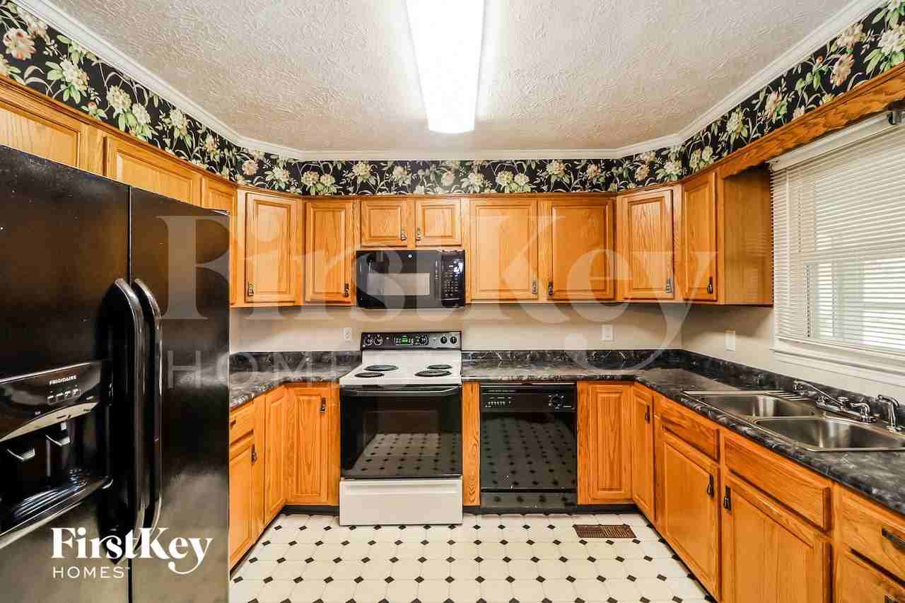 2333 Donnie Lee Dr - Photo 5 of 15