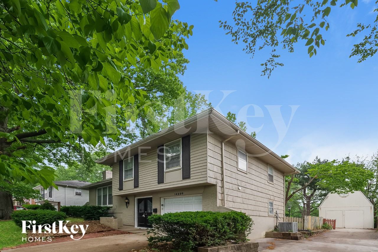 14220 E 36th St S - Photo 2 of 16