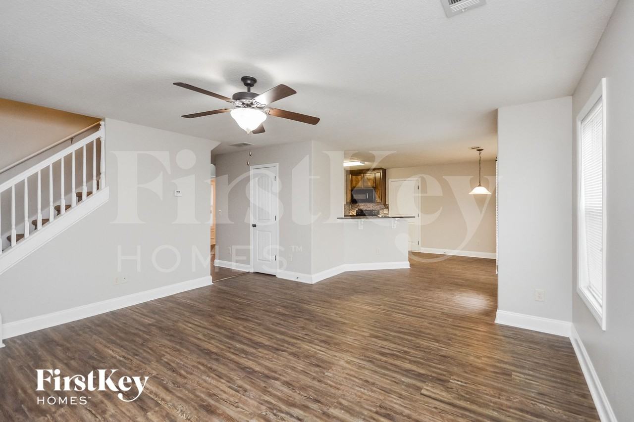 115 Cherohala Ct - Photo 3 of 15