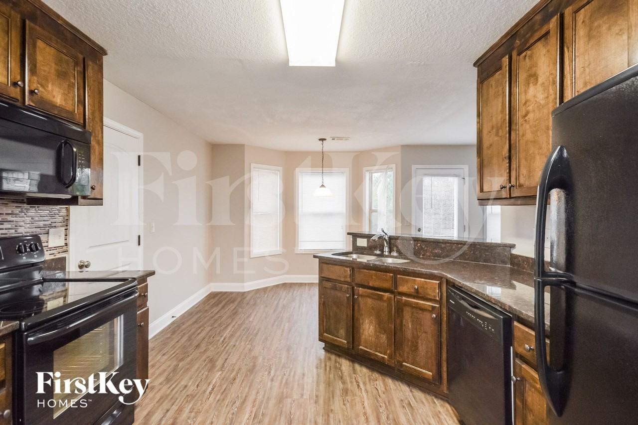 115 Cherohala Ct - Photo 5 of 15