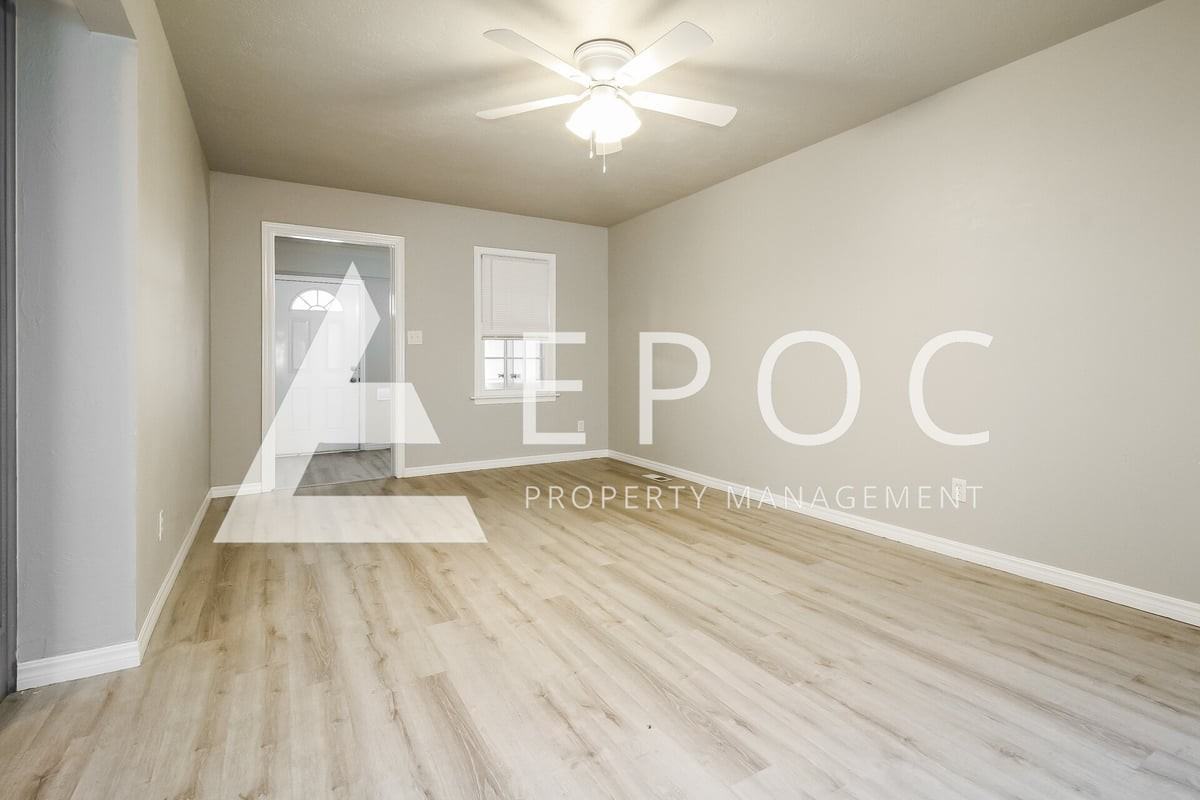 3029 Nw 10th St - Photo 7 of 16