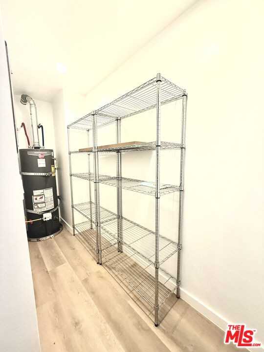 1246 N Formosa Ave - Photo 3 of 8