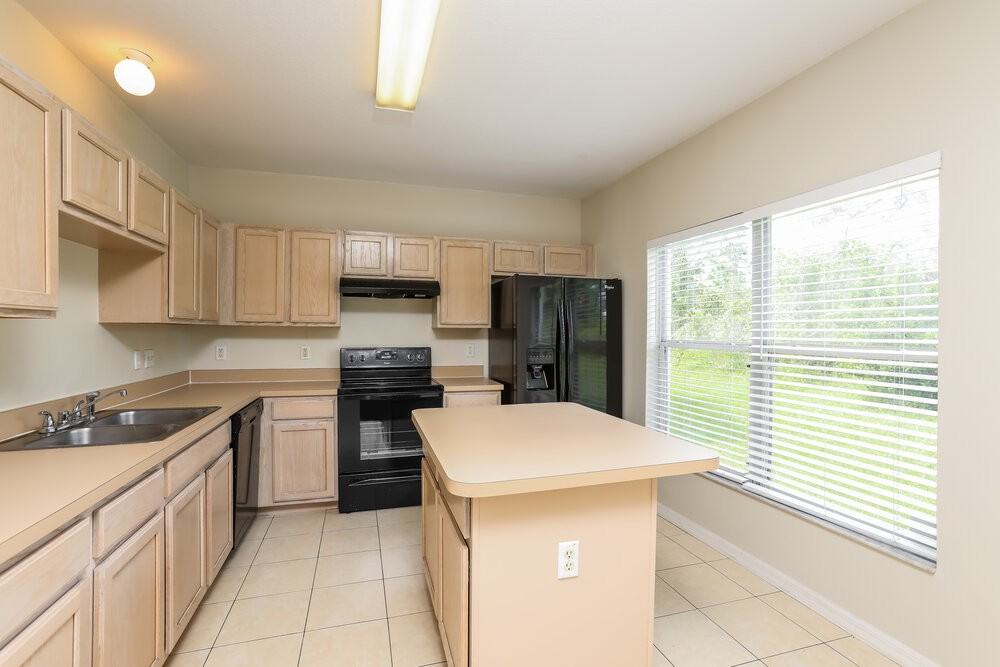 4208 Forest Island Dr - Photo 6 of 16