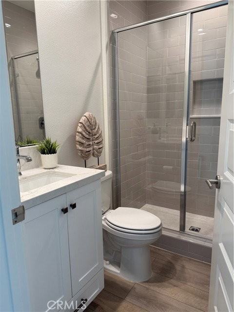 541 Jasper St - Photo 2 of 8