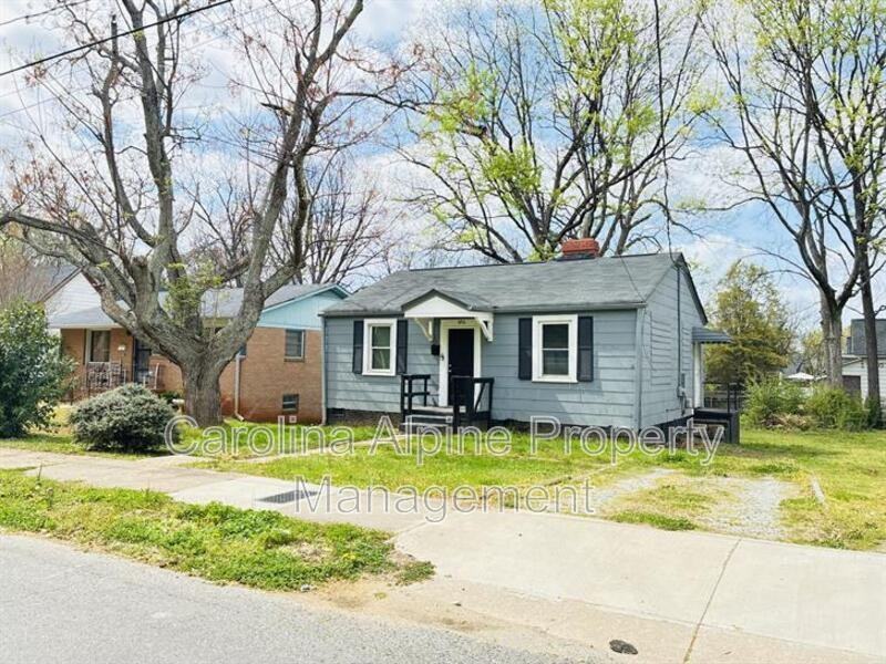 606 S Ellis St - Photo 2 of 16