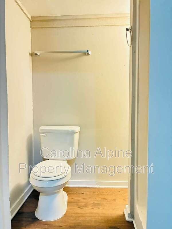 318 Cemetary Dr - Photo 5 of 16