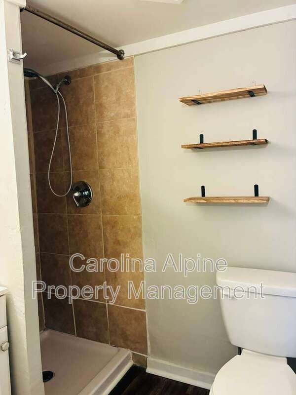 318 Cemetary Dr - Photo 6 of 16