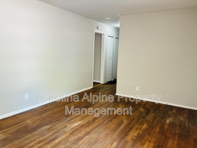 5015 Grapevine Dr - Photo 4 of 19