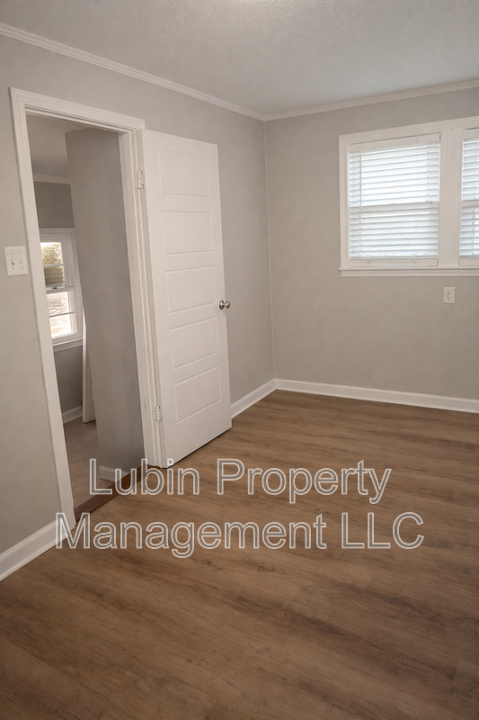 3155 Madeline Cir - Photo 3 of 4