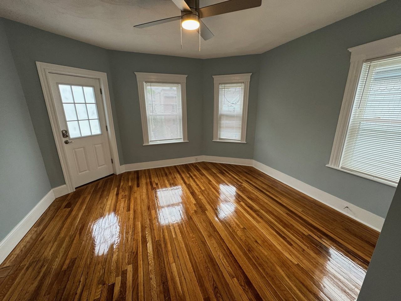 35 Cameron Ave #2 - Photo 4 of 8