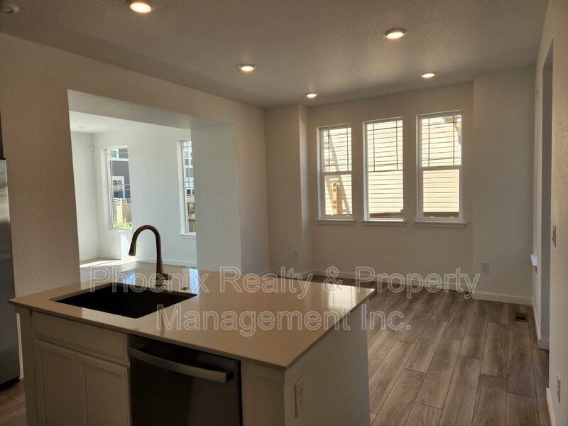 630 Greenville Aly - Photo 6 of 27