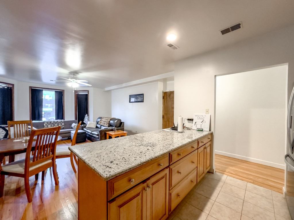 6711 N Sheridan Rd #1S - Photo 3 of 21