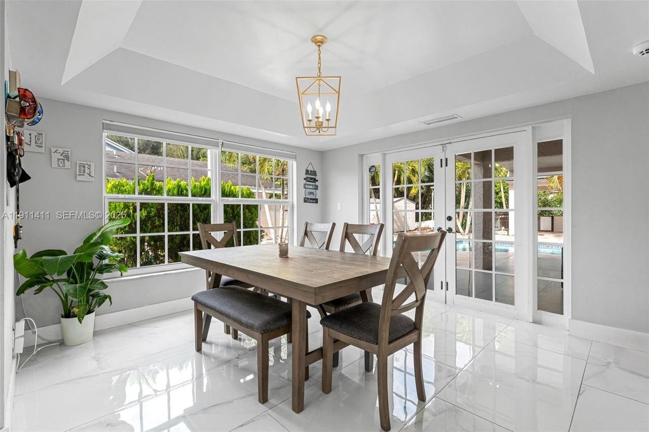 8351 Southwest 39th Court - Photo 3 of 52