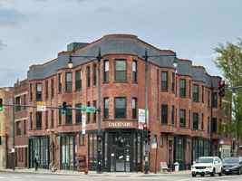 featured image of 3477 S Archer Ave #305