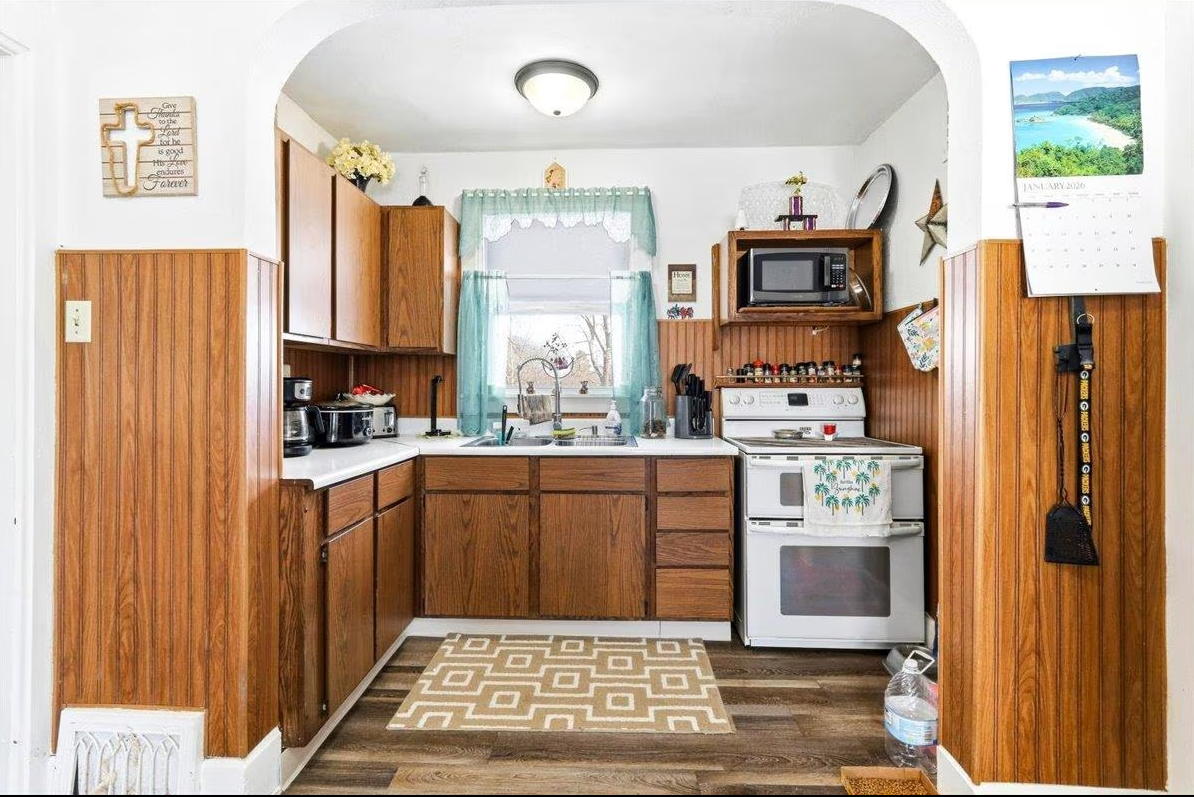 211 Valley St #B - Photo 7 of 7