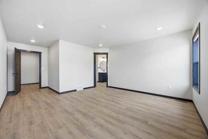 5763 24th St S #D - Photo 3 of 41