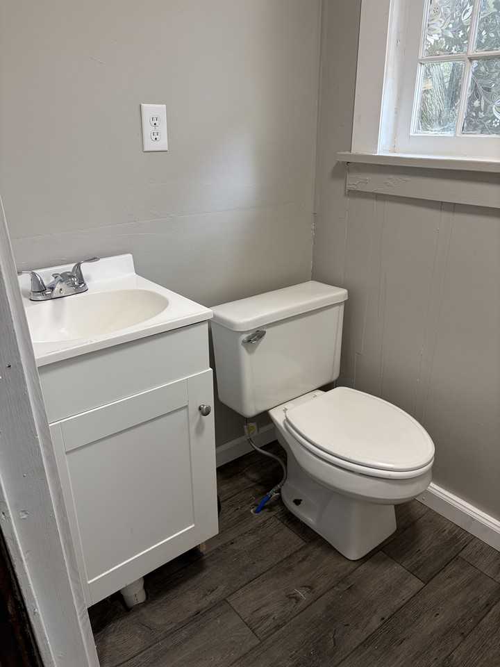 222 E 5th St #222E5thST - Photo 2 of 12