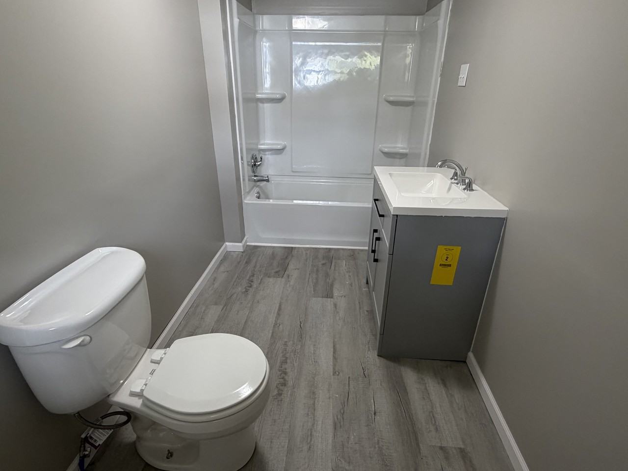 222 E 5th St #222E5thST - Photo 3 of 12