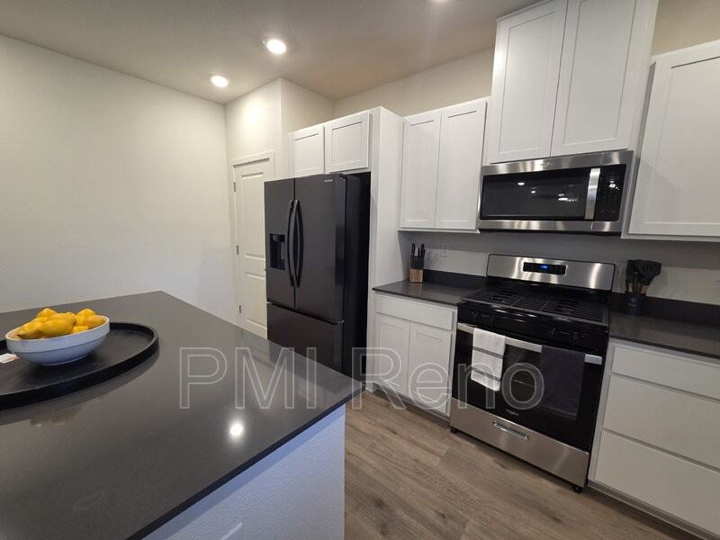 7754 Wandering Way - Photo 6 of 18