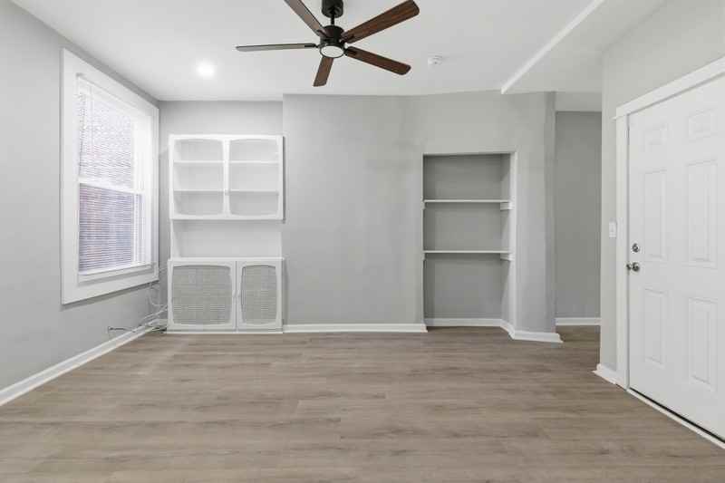 2322 Callow Ave - Photo 3 of 14