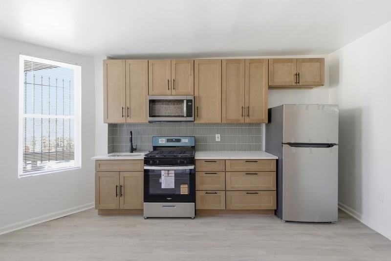 2322 Callow Ave - Photo 4 of 14