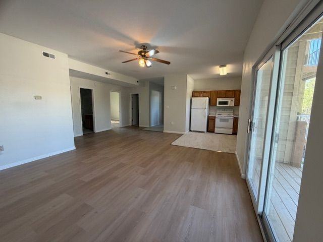 425 Thornton St ##C - Photo 4 of 16