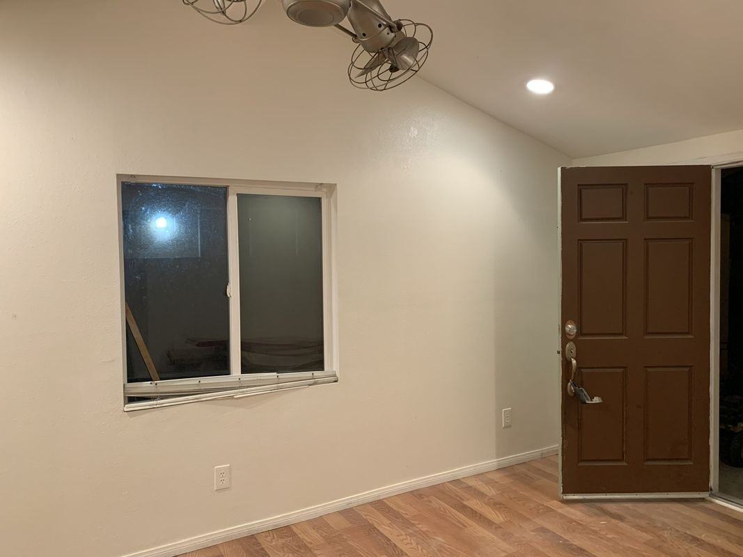 1039 N Barston Ave - Photo 2 of 16