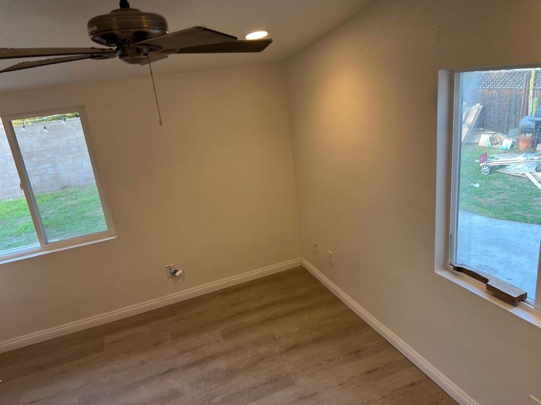 1039 N Barston Ave - Photo 7 of 16