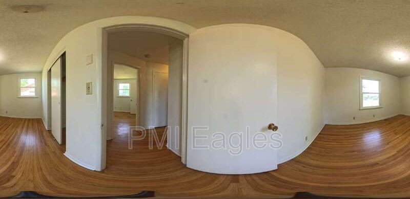 2223 Pendleton Dr - Photo 5 of 10