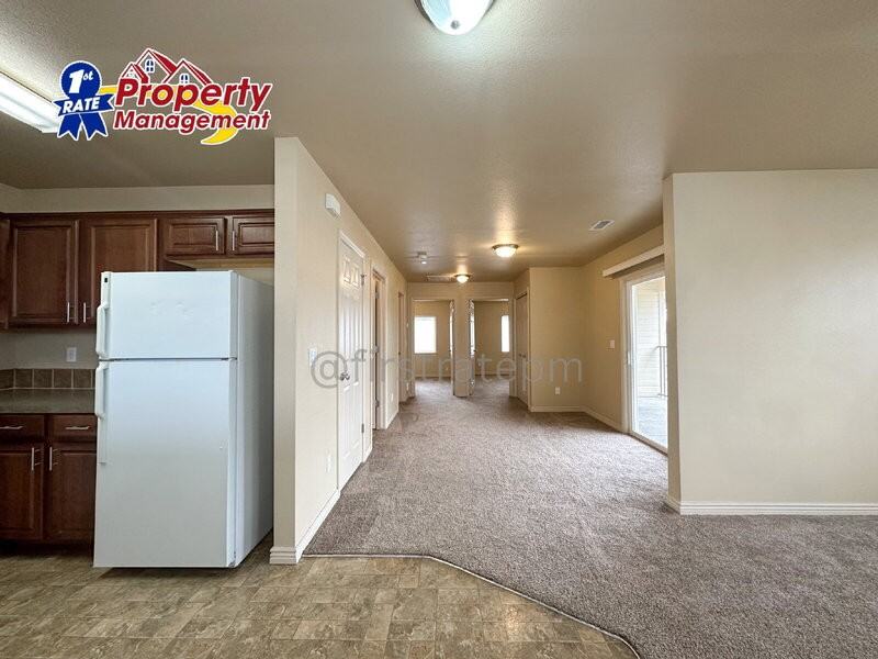 5936 W Ellens Ferry Dr #103 - Photo 5 of 26