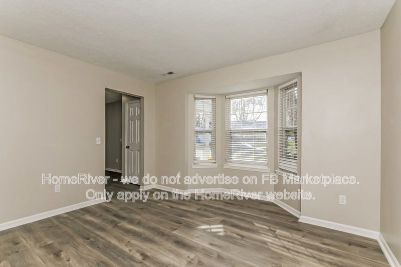 6727 Waterstone Dr - Photo 7 of 17