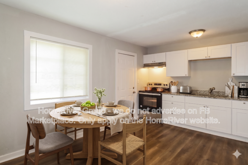 6410 E 149th Ter - Photo 3 of 25