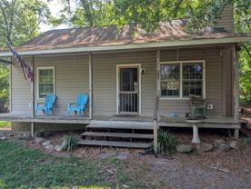 204 Hammett Rd - Photo 1 of 1