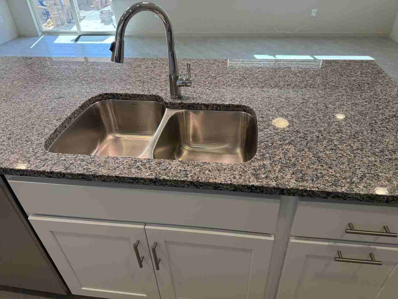 8829 N Sherry Cervi Way - Photo 6 of 23