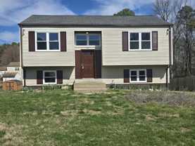 10200 Stroud Ln - Photo 1 of 1