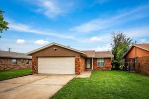 featured image of 6111 Nw Maple Ave