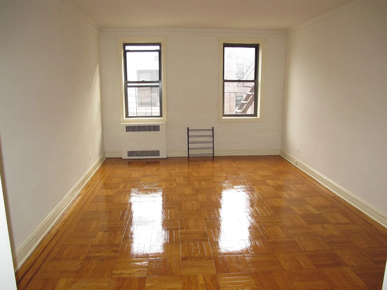 4739 40Th St - Photo 4 of 11