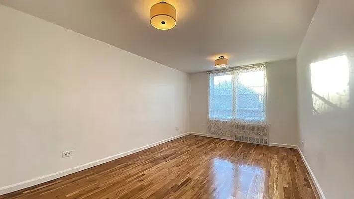 6311 Queens Blvd - Photo 2 of 13