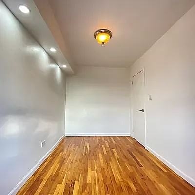 6311 Queens Blvd - Photo 6 of 13