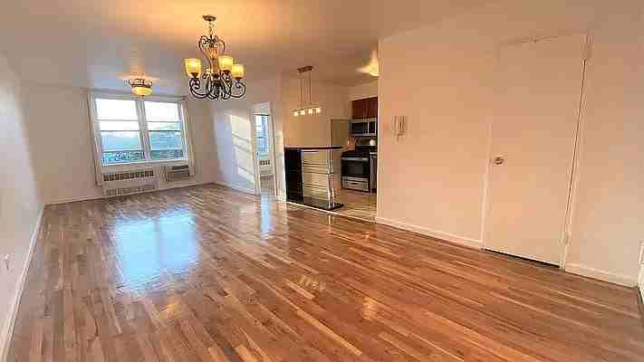 6311 Queens Blvd - Photo 7 of 13